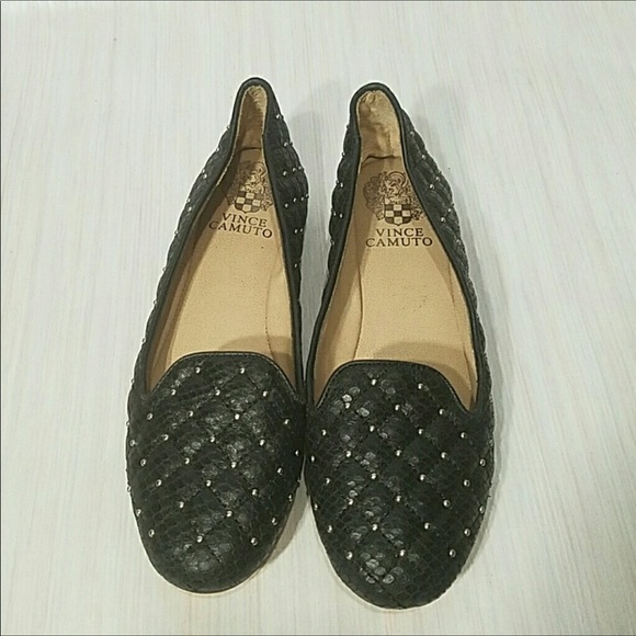 VINCE CAMUTO Lilliana Studded Flats Size 6.5 - Picture 2 of 6